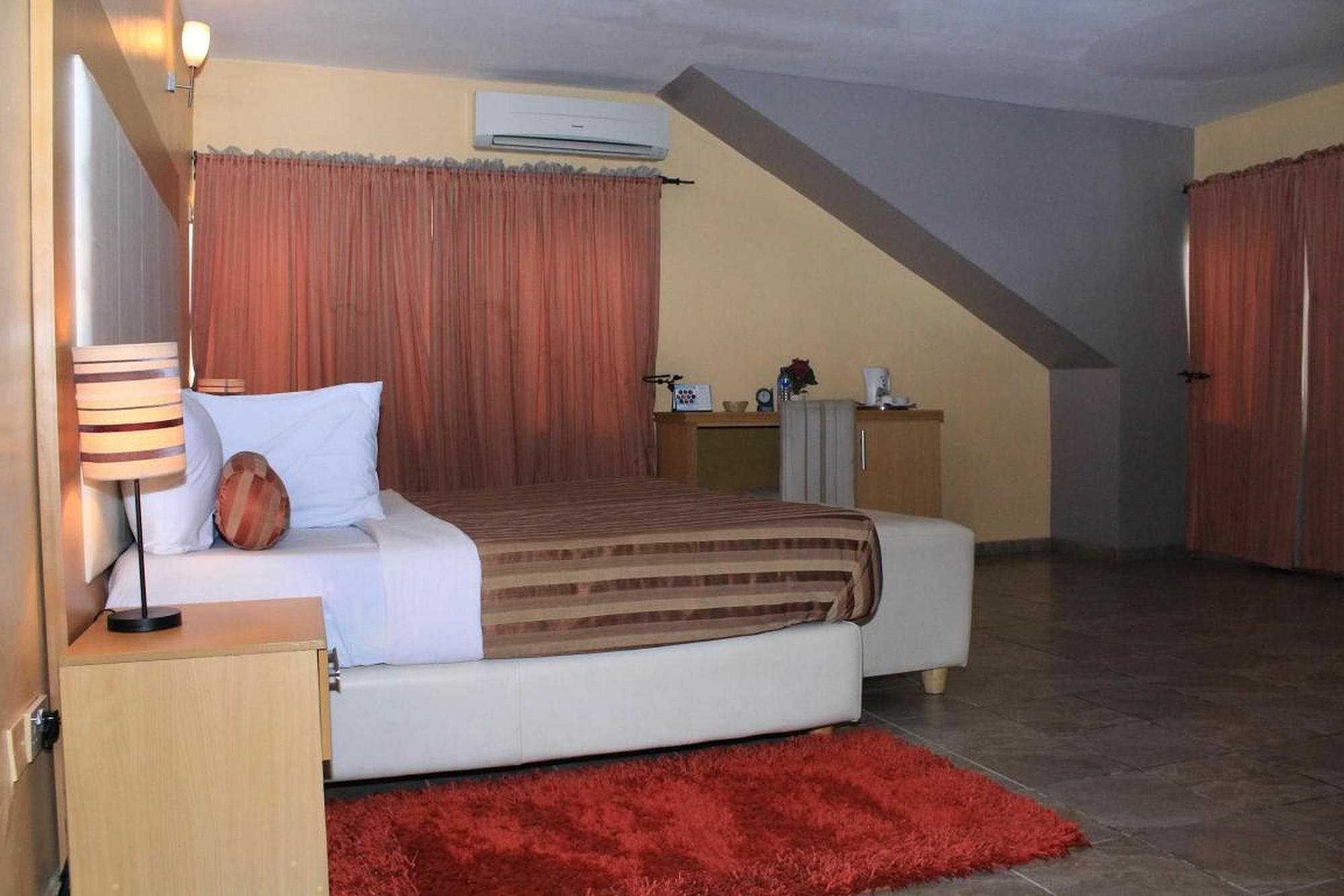 Chateux De Atlantique Hotel Aliayabiagba Esterno foto
